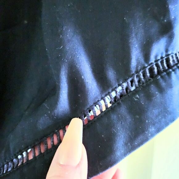 J. Crew Women's Navy Blue Blouse Cutout Collarbone & Hem Size Small - Picture 3 of 5